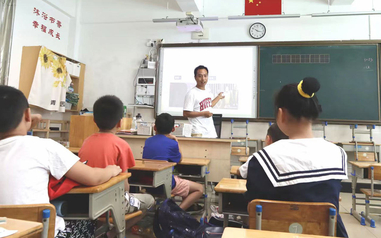 苍溪钟公庙中心小学